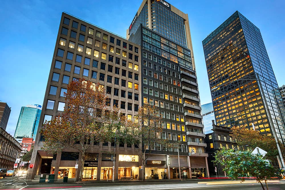 Street Quest: Embark on a Thrilling City Tour and Unravel Hidden Mysteries